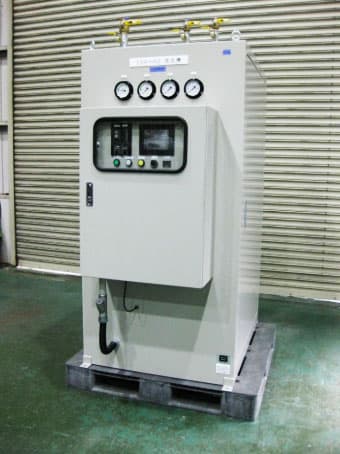 ガス混合機
